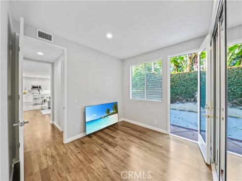 6885 Cambria Cove Circle, Huntington Beach, CA