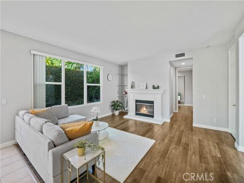 6885 Cambria Cove Circle, Huntington Beach, CA