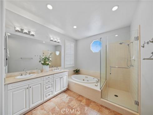 6885 Cambria Cove Circle, Huntington Beach, CA