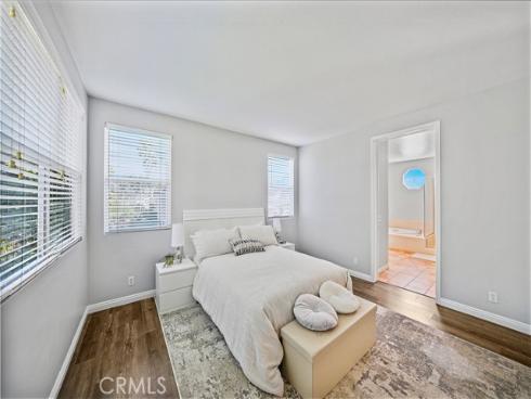 6885 Cambria Cove Circle, Huntington Beach, CA