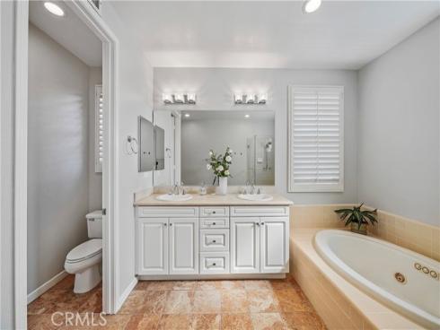 6885 Cambria Cove Circle, Huntington Beach, CA
