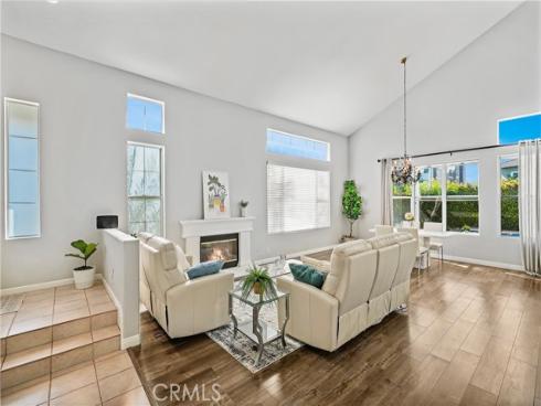 6885 Cambria Cove Circle, Huntington Beach, CA