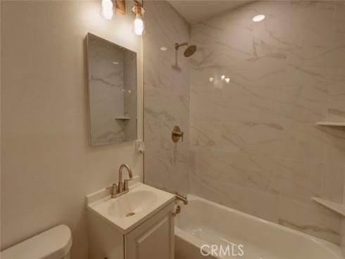 18862 Carolyn Lane, Huntington Beach, CA