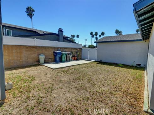 18862 Carolyn Lane, Huntington Beach, CA