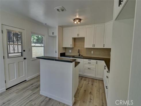 18862 Carolyn Lane, Huntington Beach, CA