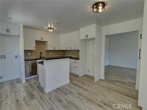 18862 Carolyn Lane, Huntington Beach, CA