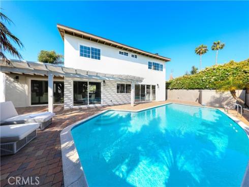 9342 Cliffwood Drive, Huntington Beach, CA