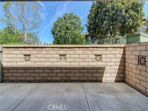 8777 Coral Springs 11B Court, Huntington Beach, CA