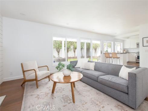 18141 Lakepoint Lane, Huntington Beach, CA