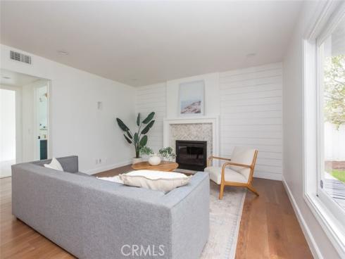 18141 Lakepoint Lane, Huntington Beach, CA