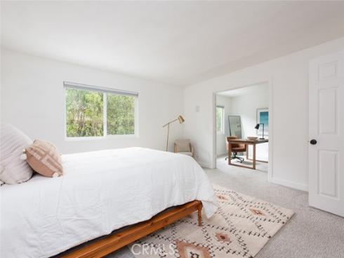 18141 Lakepoint Lane, Huntington Beach, CA