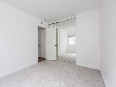 18141 Lakepoint Lane, Huntington Beach, CA