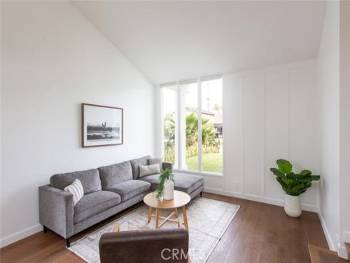 18141 Lakepoint Lane, Huntington Beach, CA