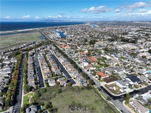 4651  Los Patos   Avenue, Huntington Beach, CA