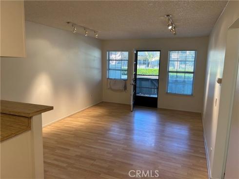 18232 Parkview 103 Lane, Huntington Beach, CA