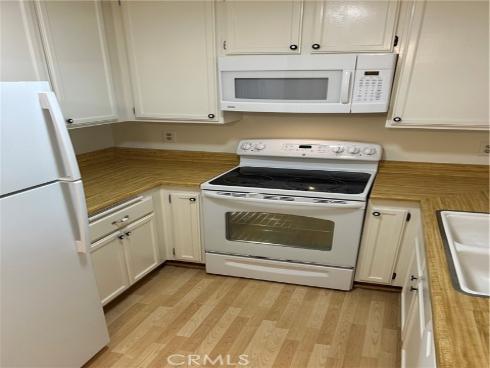 18232 Parkview 103 Lane, Huntington Beach, CA