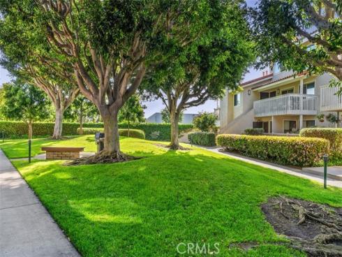 19132 Shoreline 6 Lane, Huntington Beach, CA