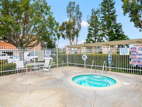 19132 Shoreline 6 Lane, Huntington Beach, CA