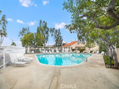 19132  Shoreline  6  Lane, Huntington Beach, CA