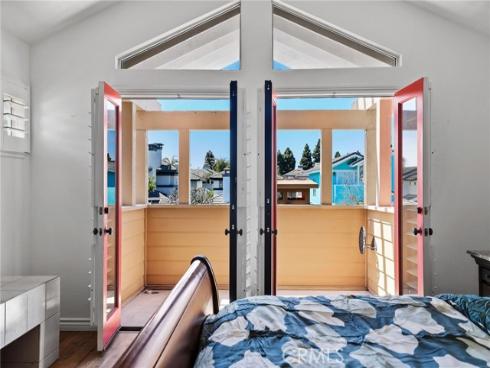 1908 Pine Street, Huntington Beach, CA