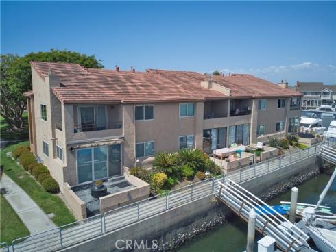 17114 Bluewater 141 Lane, Huntington Beach, CA