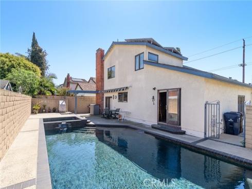 7191 Slater Avenue, Huntington Beach, CA