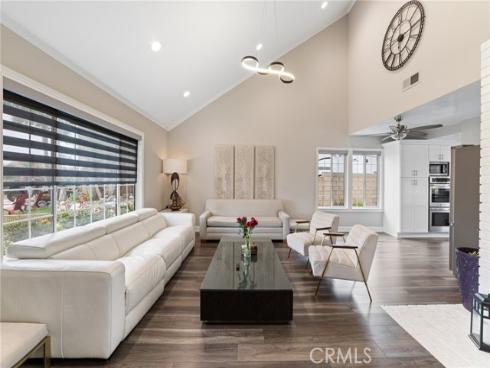 9961 Kings Canyon Drive, Huntington Beach, CA