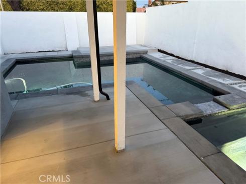 20272 Deervale Lane, Huntington Beach, CA