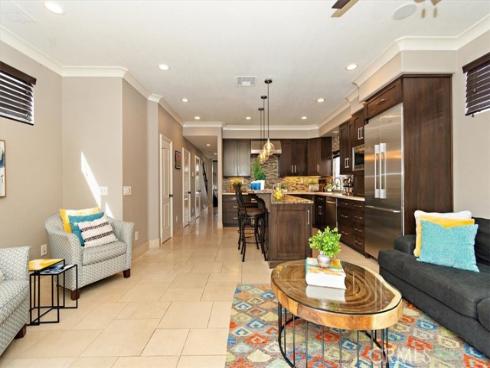 1016 Delaware Street , Huntington Beach, CA