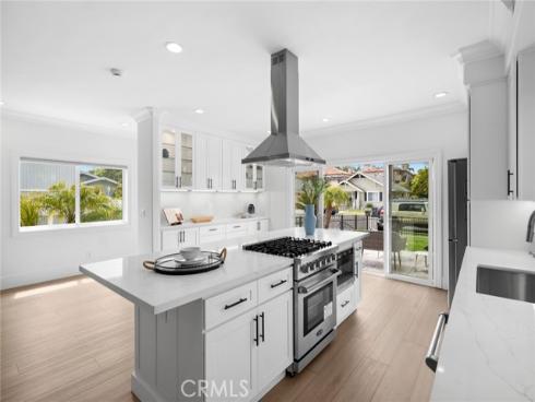 714 Alabama Street, Huntington Beach, CA