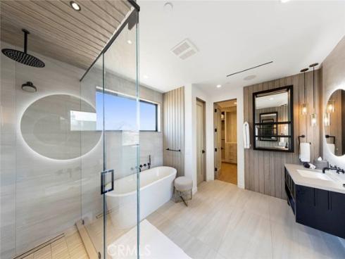 506 7th Street, Huntington Beach, CA