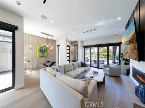 506 7th Street, Huntington Beach, CA