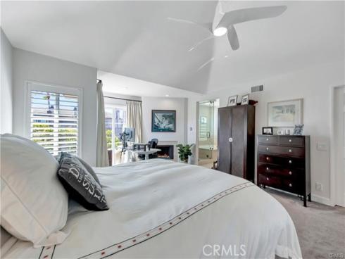 19361 Maidstone Lane, Huntington Beach, CA