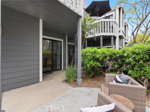 8161 Cape Hope CI104 Circle, Huntington Beach, CA