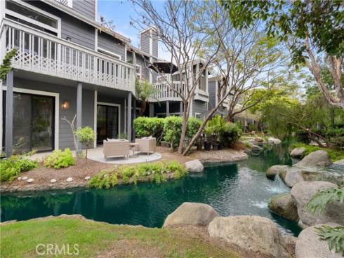 8161 Cape Hope CI104 Circle, Huntington Beach, CA