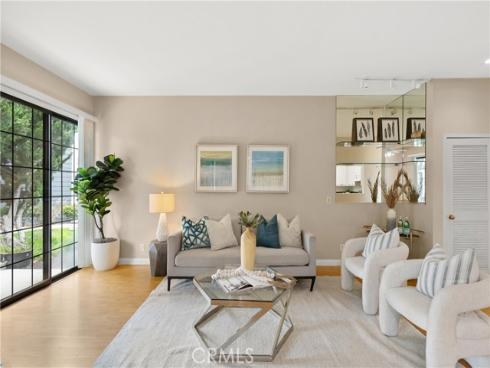 8161 Cape Hope CI104 Circle, Huntington Beach, CA