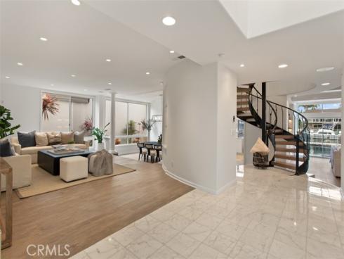 16201 Santa Barbara Lane, Huntington Beach, CA