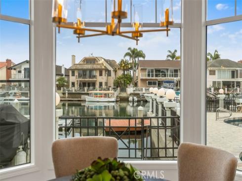 16201 Santa Barbara Lane, Huntington Beach, CA