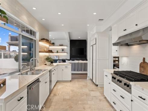 16201 Santa Barbara Lane, Huntington Beach, CA