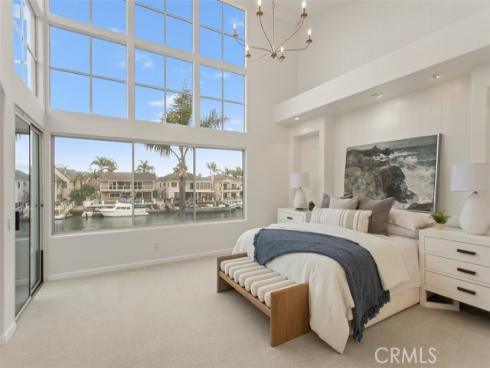 16201 Santa Barbara Lane, Huntington Beach, CA