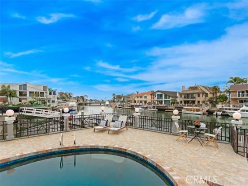 16201 Santa Barbara Lane, Huntington Beach, CA