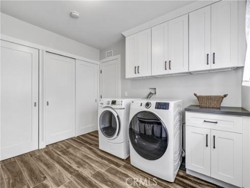 9192 Rhodesia Drive, Huntington Beach, CA