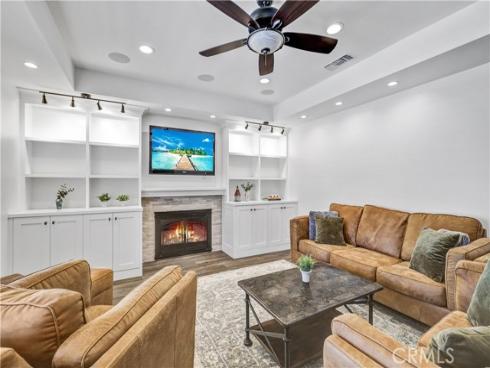 9192 Rhodesia Drive, Huntington Beach, CA