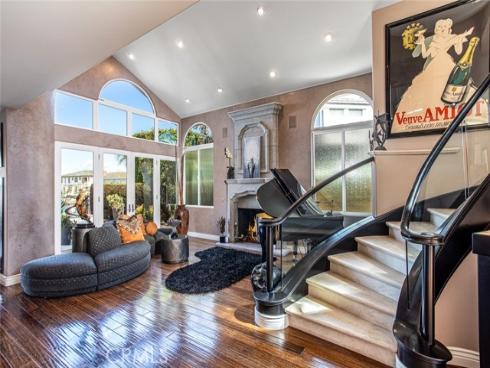 17022 Marina Bay Drive, Huntington Beach, CA