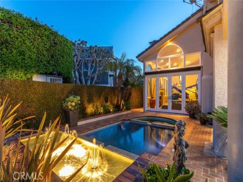 17022 Marina Bay Drive, Huntington Beach, CA