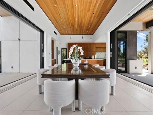 6691 Country Circle, Huntington Beach, CA