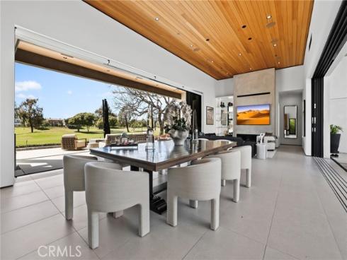 6691 Country Circle, Huntington Beach, CA