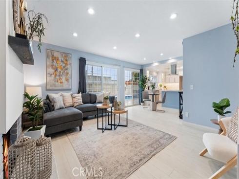 16001 Ballantine Lane, Huntington Beach, CA