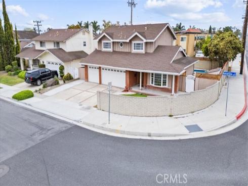 16001 Ballantine Lane, Huntington Beach, CA