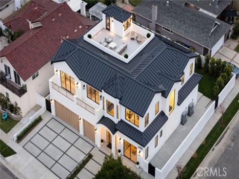 9121 Christine Drive, Huntington Beach, CA